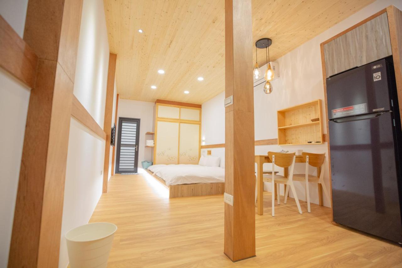 Lost Circle Homestay Tainan Exterior photo