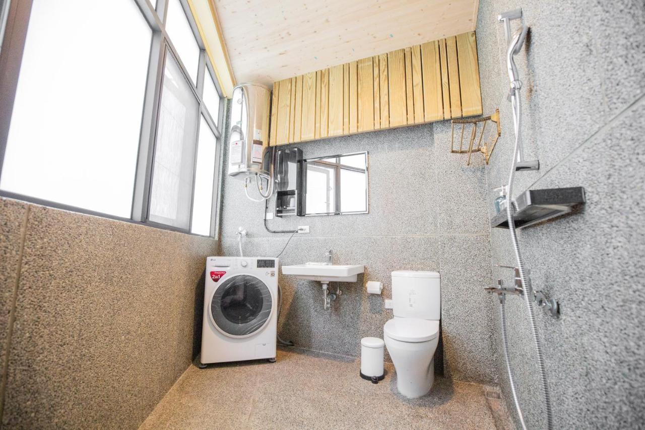 Lost Circle Homestay Tainan Exterior photo